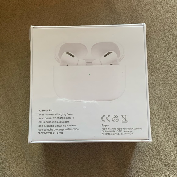 AirPod Pros (2 Day delivery)